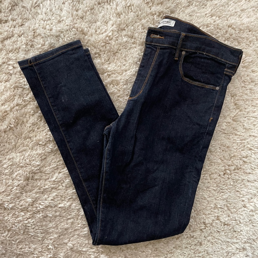 Dark wash Banana Republic Skinny Denim Jeans 32P